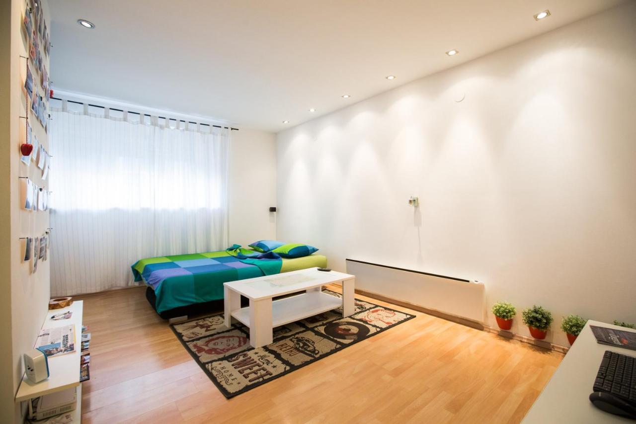 Eazzynight Center Zagreb